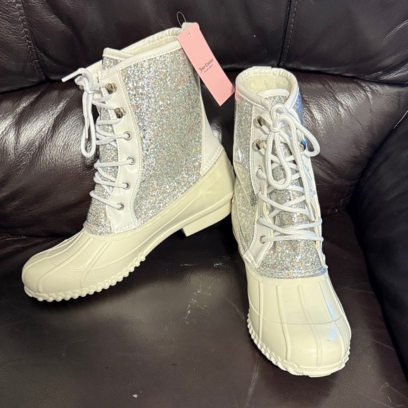 Juicy Couture Shoes - Juicy Couture Glitter Silver and Cream Winter Boots with lace at the front